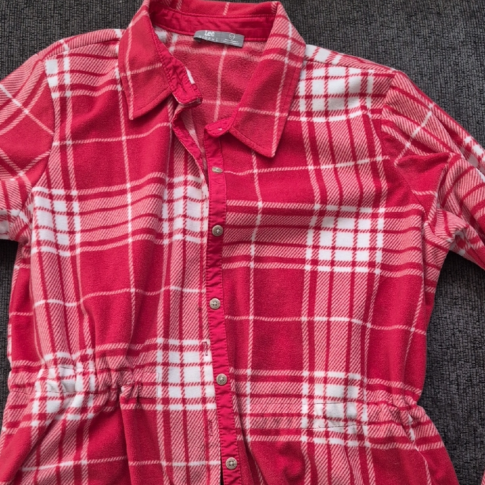 Lee Red and White Plaid Shirt. Cute